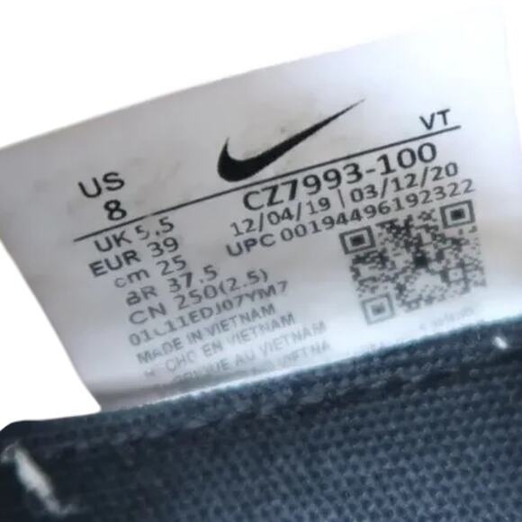 Nike Shoes Womens 8 Athletic Trainers React Infinity Run Flyknit Running Sneaker - Picture 13 of 14